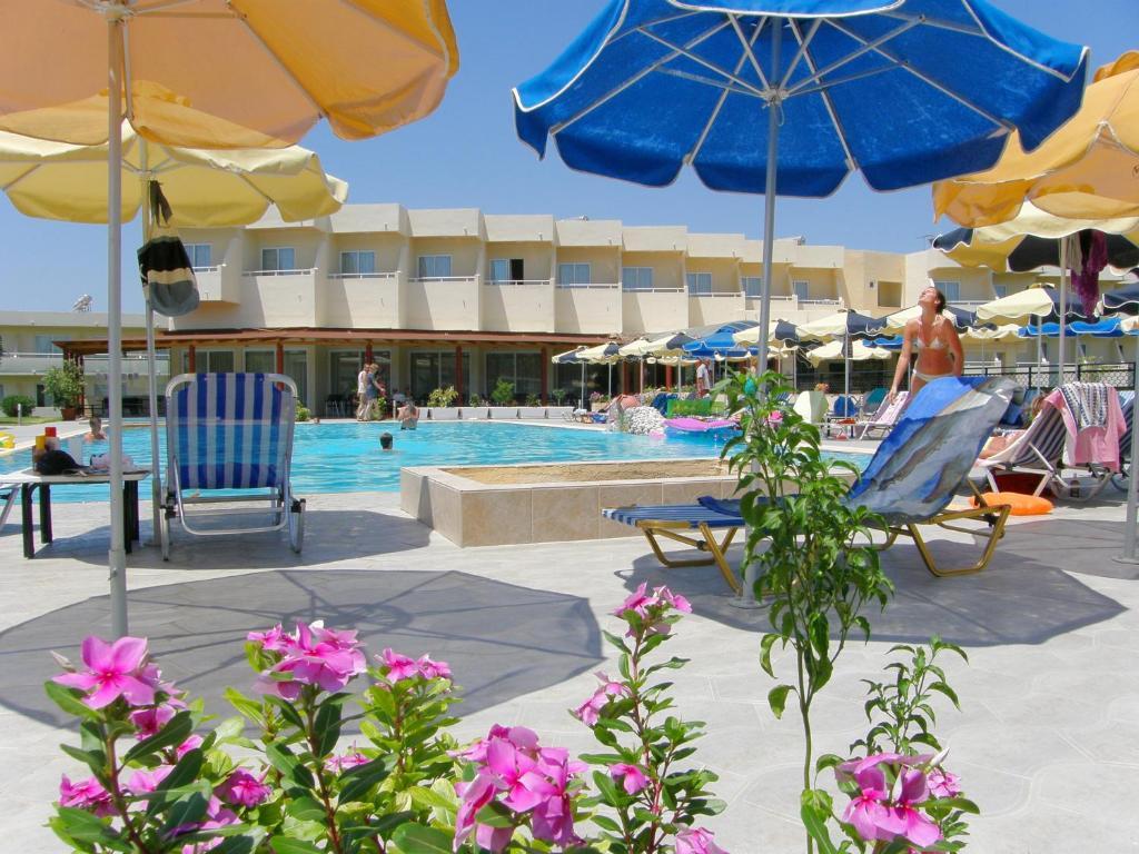 Relax Hotel Kolymbia Exterior photo